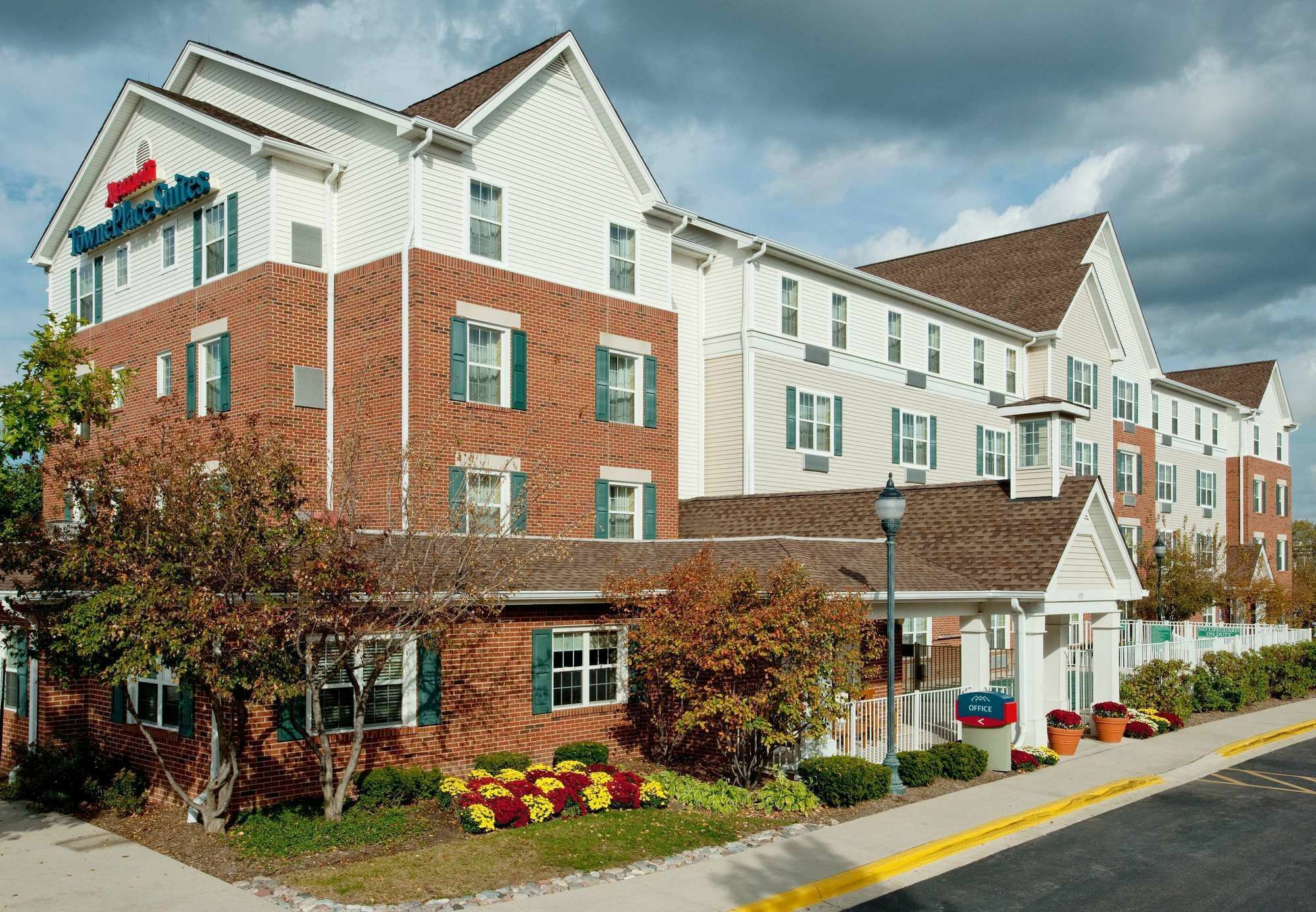 Towneplace Suites Chicago Ломбард Экстерьер фото